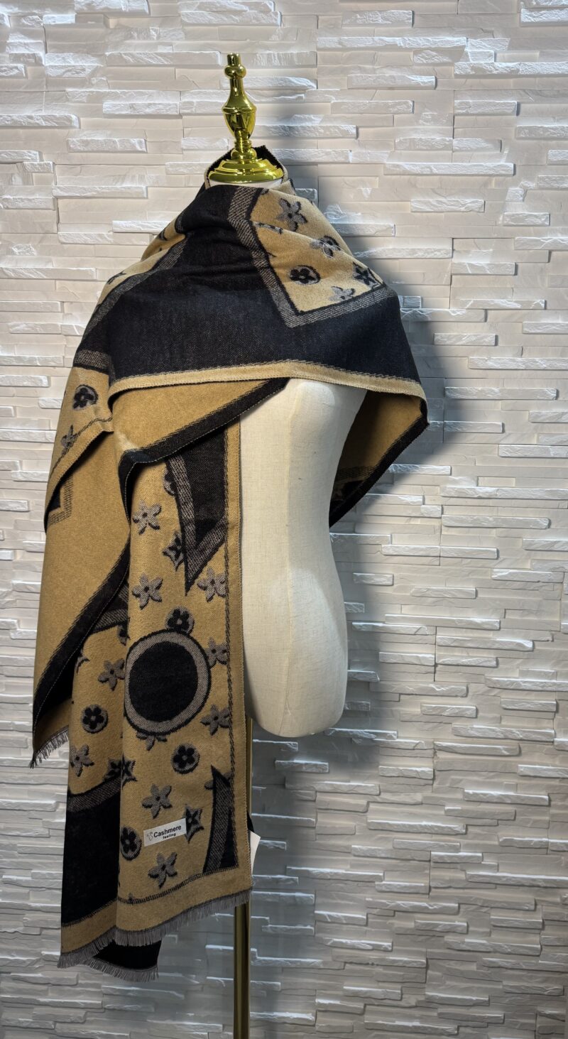 Écharpe Somptueuse Lv Chic